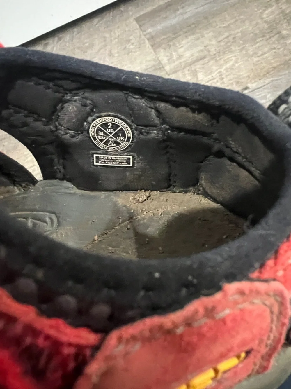 KEEN Kids Red and Black Closed-Toe Outdoor Sandals